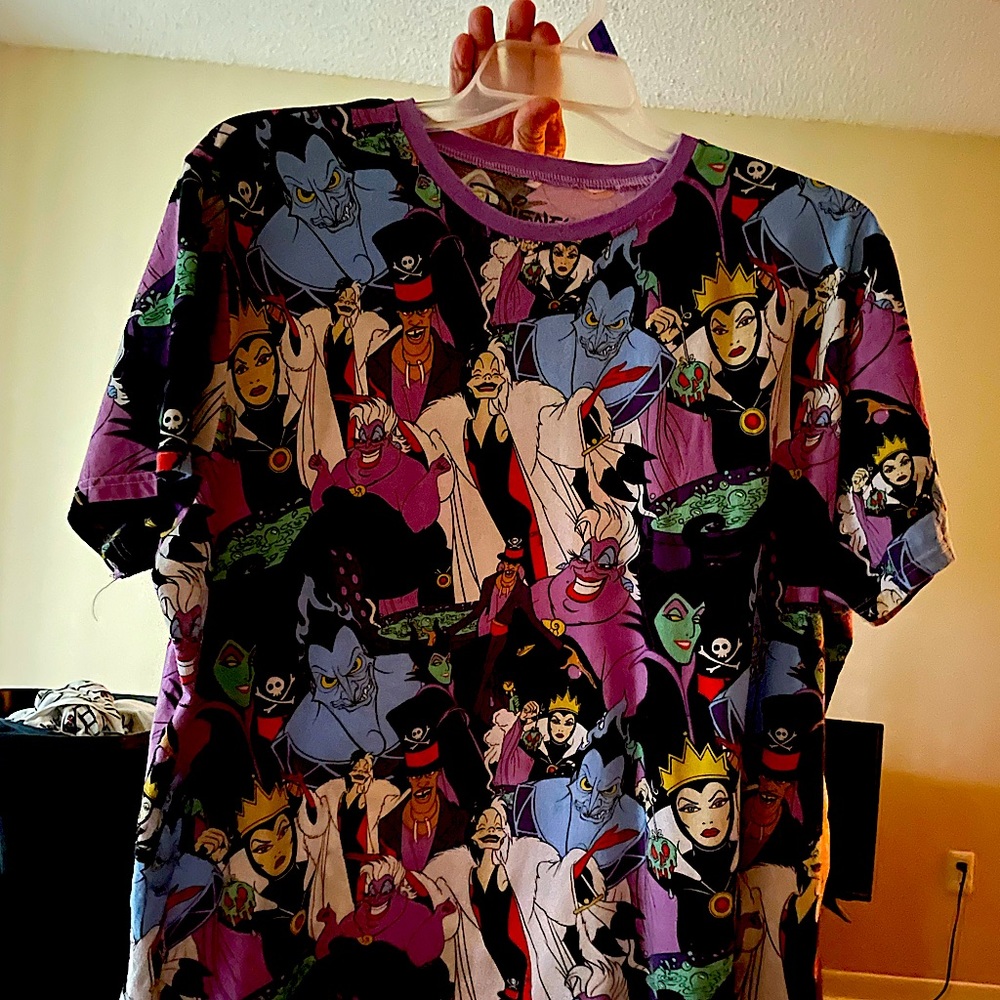 Disneys-Maleficent & her evil crew of 5